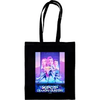 K-KIDS Pyramid Kpop Demon Hunters Movie Key Art Stoffentas Zwart
