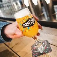 OMER Vandestreek speciaalbier bierglas op voet doos 6x25cl bierglazen bier glas glazen