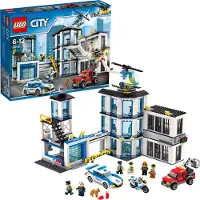 LEGO City 60141 Politiebureau