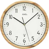 AMS F5576 - Wandklok - Analoog - Kunststof behuizing in houtlook - Rond - Radiogestuurde tijdsaanduiding - Mineraal Glas - Cijfers - Beige - Wit - D30