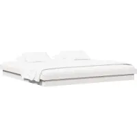 vidaXL Bedframe Wit 200 x 200 cm Massief grenenhout