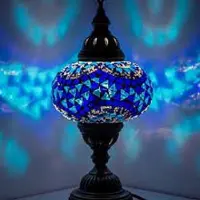 Halay Turkse tafellamp met een blauwe mozaïekbol van 13 cm – Handgemaakte, oosterse lamp voor sfeervol licht