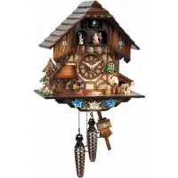 Engstler - 463_QMT - Koekoeksklok - Kwarts - Notenhout - met muziek met dansend paar - 30 cm