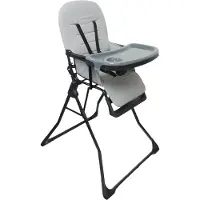 Titaniumbaby Kinderstoel Bistro Glacier Grey / Eenvoudig reinigbare bekleding / Extra afneembaar eetblad / Verstelbaar eetblad / Compact inklapbaar design