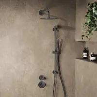 Saniclear Uni inbouw regendouche 25cm gun metal PVD met wandarm, glijstang en staafhanddouche