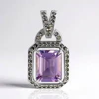 Cavill - Zilveren Hanger - 925 Sterling Zilver - 3,42 ct Lavendel Amethist Achthoekig - 45 Pavé Marcasieten - Elegant & Tijdloos Design