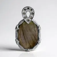Cavill - Zilveren Hanger - 925 Sterling Zilver - Labradoriet 2,2 ct Ovaal uit Madagaskar - Markasiet Pavé - Elegante Dameshanger