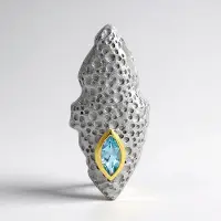 Cavill - Zilveren Hanger - 925 Sterling Zilver Geel- en Wit Verguld - Zwitsers-blauwe Topaas Marquise 0,614 ct - Modern Design - Luxe Sieraad