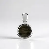 Cavill - Zilveren Hanger - 925 Sterling Zilver met Ronde Veeneik Cabochon 0,5 ct - 10 mm - Handgemaakt, Elegant, Natuurlijk Design