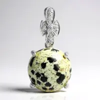 Cavill - Zilveren Hanger - 925 Sterling Zilver - 10,07 ct Dalmatiër Jaspis met Witte Topaas - Elegante Ronde Cabochon 14 mm - Natuurlijke Edelsteen