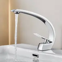 Auralum Max Wastafelkraan - Design Badkamerkraan - Waterval wastafelkraan - Hoge Uitloop - Waterbesparend - Verchroomd Messing voor Badkamer - Toiletkraan - Chroom