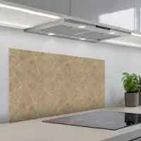 KitchenYeah Spatscherm 100x50 cm - Zelfklevende achterwand Beige - Marmer print - Witte aders - Keuken muurbeschermer - Spatwand fornuis