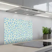 KitchenYeah Spatscherm 70x55 cm - Zelfklevende achterwand Giraf - Modern - Blauw - Keuken muurbeschermer - Spatwand fornuis