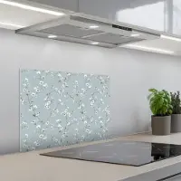 KitchenYeah Spatscherm 60x45 cm - Zelfklevende achterwand Klassiek - Bloemen - Blauw - Keuken muurbeschermer - Spatwand fornuis