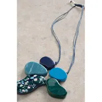 White Stuff Abstract Resin Necklace Blue Multi Maat: OS | Kettingen Outlet | Dames | Groen