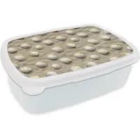 MuchoWow Broodtrommel Wit - Lunchbox Schelpen - Zand - Maritiem - Brooddoos 18x12x6 cm - Brood lunch box - Broodtrommels voor kinderen en volwassenen