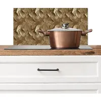 KitchenYeah Spatscherm keuken 70x30 cm - Kookplaat achterwand Organisch - Patroon - Bladeren - Goud - Muurbeschermer - Spatwand fornuis - Hoogwaardig aluminium
