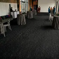 Floordirekt Op Maat Hemaakt Tapijt Sintra - Voor Evenementen & Beurzen - Onderhoudsvriendelijke Loper - Voor Beurzen & Evenementen - Zwart - 200 x 300 cm