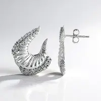 Cavill - Zilveren Oorbellen - 925 Sterling Zilver Platina Geplateerd - 86 Cambodjaanse Zirkonia 1 275 Ct - Halvemaan Design - Elegante Pave Stijl