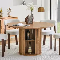 STILVORA Ronde Eettafel - Ø120 Cm - Walnootkleur - Modern Landelijk Design Met Opbergruimte - MDF - Voor 4 Tot 6 Personen
