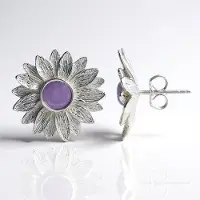 Cavill - Zilveren Oorbellen 925 Sterling Zilver - Lavendel Jade 0 811 ct Ronde Cabochon - Bloemvorm Oorstekers Elegant 20 mm