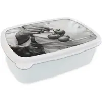 MuchoWow Broodtrommel Wit - Lunchbox Tomaten - Chef - Zwart - Wit - Brooddoos 18x12x6 cm - Brood lunch box - Broodtrommels voor kinderen en volwassenen