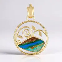 Cavill - Zilveren hanger 925 Sterling verguld - 11,5 ct Atacama opaal cabochon - Bali Barong filigraan design - elegant blauw aardetinten