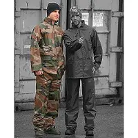Sturm Bundeswehr und Freizeitshop - Regenkledingset Medium Woodland Camouflage
