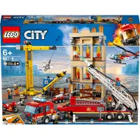 LEGO City 60216 Brandweerkazerne in de stad