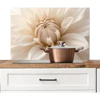 KitchenYeah Spatscherm keuken 90x60 cm - Kookplaat achterwand Bloem - Dahlia - Wit - Muurbeschermer - Spatwand fornuis - Hoogwaardig aluminium
