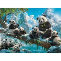 Castorland puzzel winterplezier panda's - 2000 stukjes puzzel.