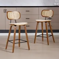 Laura Barkrukken Set van 2 – Hoogwaardige Beige Rotan Barstoelen voor Keuken, Eetkamer en Woonkamer, PU-leer Zitkussen, Massief Houten Poten, 46x48x96 cm –