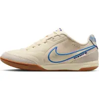 Nike Tiempo Streetgato Straatvoetbalschoenen Gebroken Wit Blauw Donkerblauw Roze