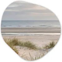 MuchoWow Organische wanddecoratie 40x40 cm - Organisch schilderij Zandstrand - Bewolkt - Duinen - Muurdecoratie woonkamer - Kamer decoratie - Schilderijen - Muurcirkel aesthetic