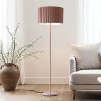 LumenXL Vloerlamp Ribella in mokkabruin met geribbelde kap