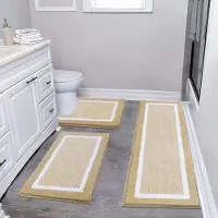 Unyqoos Luxueuze Drie-Delige Badkamer Matten Set van Zachte Microvezel voor Comfort en Veiligheid
