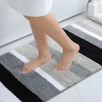 Unyqoos Zachte en absorberende badmat met antislip voor veilige badkamerervaring 60 x 90 cm