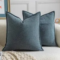Unyqoos Set van twee blauwe chenille kussenhoezen voor een stijlvolle en zachte inrichting