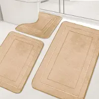 Unyqoos Antislip Badkamermattenset van Drie Stuks, Wasbaar en Zacht voor Douche en Toilet in Beige