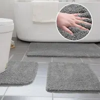 Unyqoos Luxueuze Drie-Delige Antislip Badmatset voor Ultiem Comfort en Veiligheid in de Badkamer