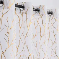 Unyqoos Elegante witte gordijnen met goudfolie takmotief voor sfeervol interieur
