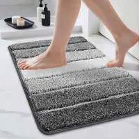 Unyqoos Zachte en Luxe Badmat met Antislip Onderkant voor Diverse Ruimtes
