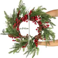 Unyqoos kerstkrans met dennenappels en rode bessen – decoratieve krans voor de deur en tafel, natuurlijke decoratie, diameter ongeveer 40 cm