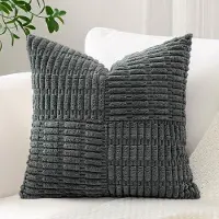 Unyqoos Decoratieve kussensloop met boho design en corduroy strepen patroon 40x40 cm
