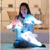 Halay Knuffel nachtlampje dolfijn geel - 30cm - zachte gele pluche - met LED licht