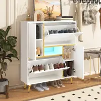 HAUSS SPOLE Schoenenkast – Hoogglans Front Met Gouden Accenten – 16-Kleurige LED – Verstelbare Planken – 2 Deuren – Spaanplaat – 80x25x96 cm – Wit