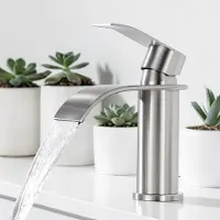 Auralum Max Wastafelkraan - Waterval Uitloop - RVS - Eengreeps Mengkraan - Warm en Koud - Waterbesparend - Luxe Modern Design - Zilver