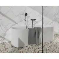 FortiFura Calvi Thermostatische badkraan met ronde handdouche, handdouchehouder en gladde doucheslang Geborsteld Gunmetal PVD SW799451/SW720568/SW720225/SW721165