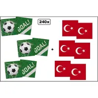 Partyxplosion 120x Servetten Voetbal 33cm x 33cm + 120x Servetten Turkije 33cm x 33cm - 3 laags - MIX - WK Servet diner eten knoeien restaurant BBQ thema feest verjaardag feest