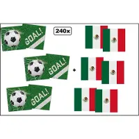 Partyxplosion 120x Servetten Voetbal 33cm x 33cm + 120x Servetten Mexico 33cm x 33cm - 3 laags - MIX - WK Servet diner eten knoeien restaurant BBQ thema feest verjaardag feest